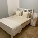 Suncity Boutique Beachfront וילה *