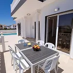 Suncity Boutique Beachfront *