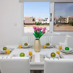 Suncity Boutique Beachfront וילה איה נאפה