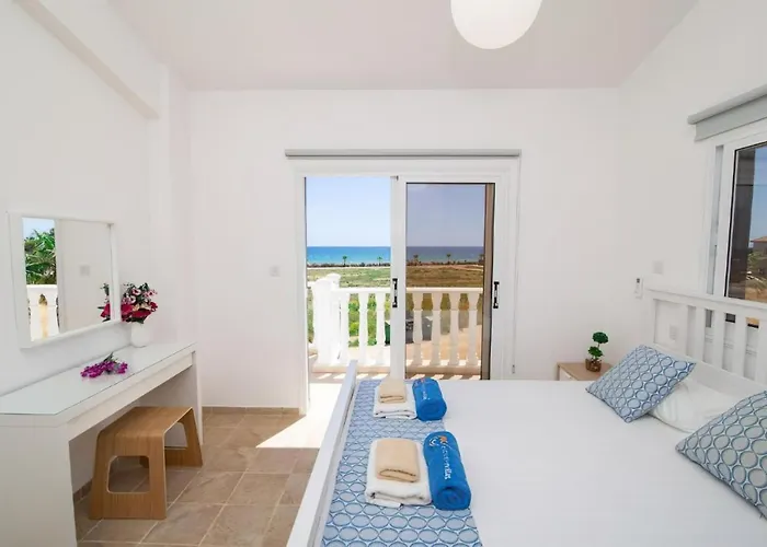 Suncity Boutique Beachfront Villa Ayia Napa