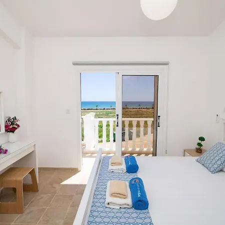 Suncity Boutique Beachfront Villa Agia Napa