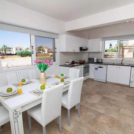 Suncity Boutique Beachfront