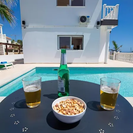 Suncity Boutique Beachfront * Ayia Napa