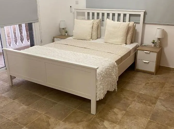 Vila Suncity Boutique Beachfront *