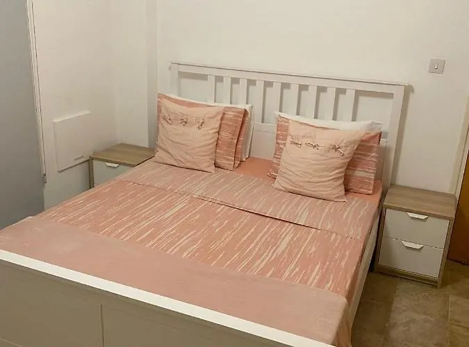 Suncity Boutique Beachfront Vila Ayia Napa