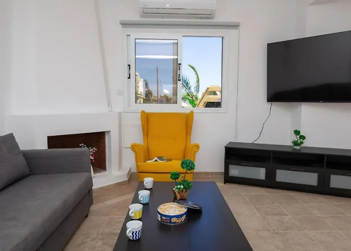 Suncity Boutique Beachfront