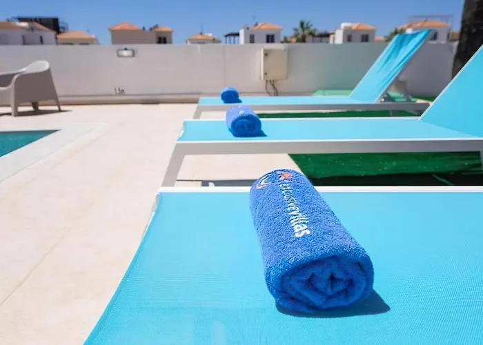 Vila Suncity Boutique Beachfront