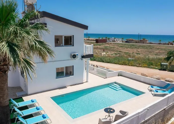 Suncity Boutique Beachfront