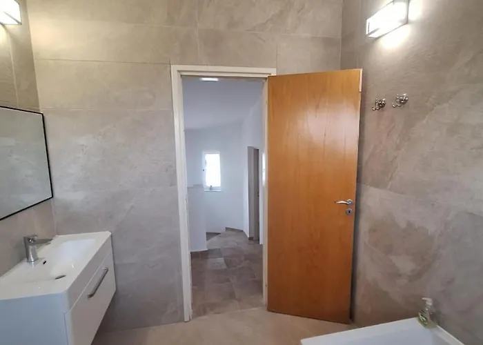 Suncity Boutique Beachfront * Ayia Napa