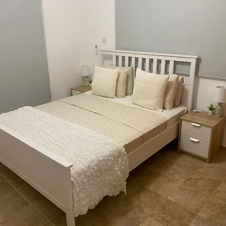 Suncity Boutique Beachfront Vilă *