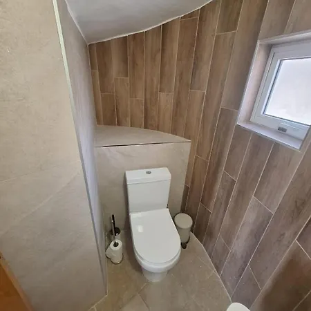 Vilă Suncity Boutique Beachfront *